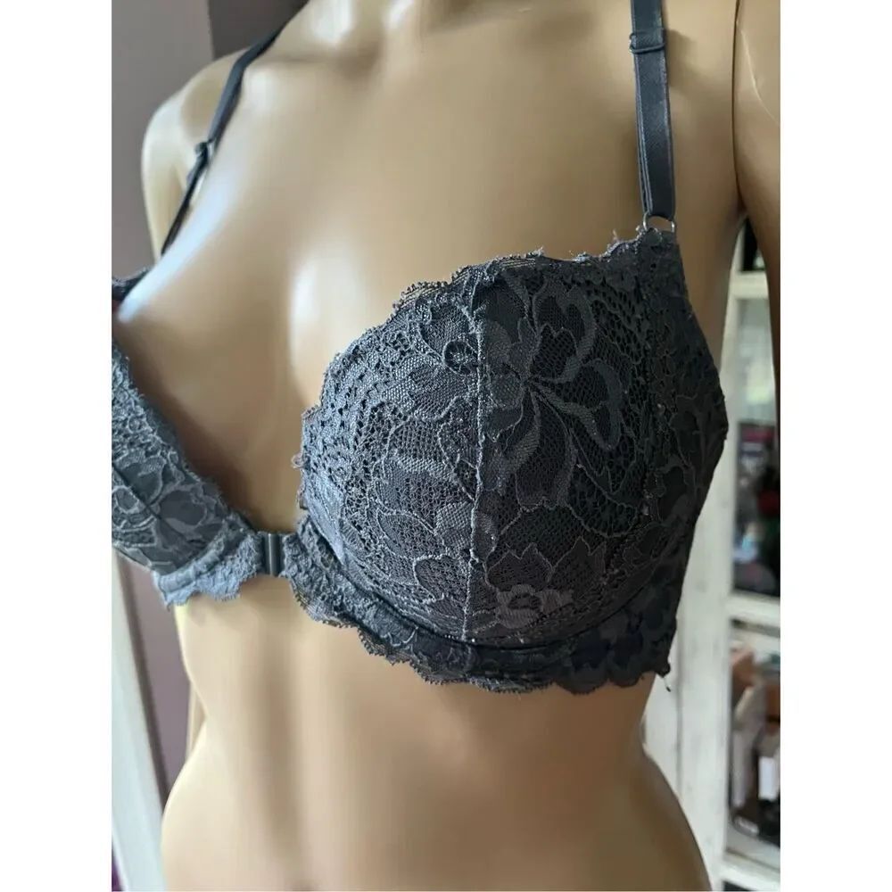 PINK VS Gray Lace Front Hook Racerback Bra sz. 32DD EUC - Picture 2 of 7